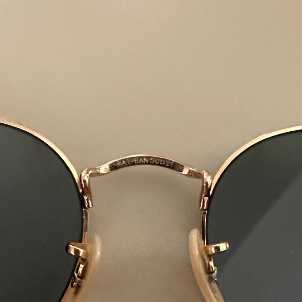 Ray-Ban Gold Frame Sunglasses with Black Lenses - Picture 4 of 6